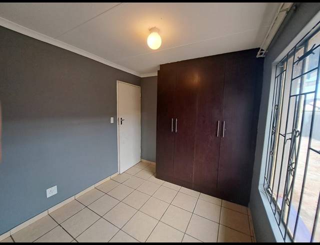 2 BEDROOM HOUSE FOR SALE IN SOSHANGUVE XX